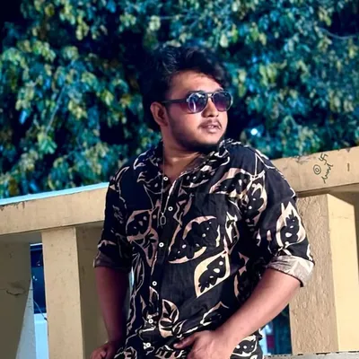 Vikas solo profile