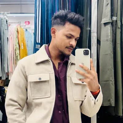 MR . REX 💸 profile