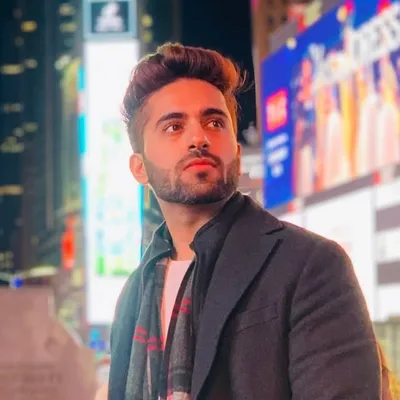 Vikaas Sachdeva profile