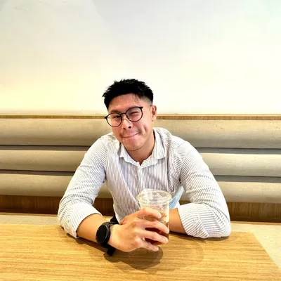 Viktor Hong🦖 profile
