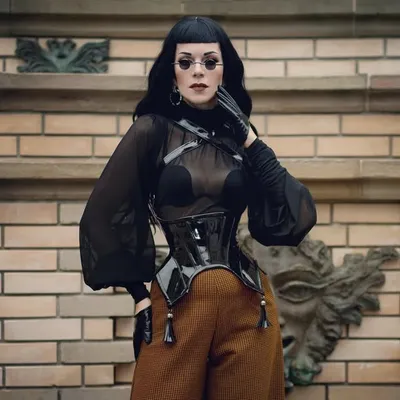 Milena Grbović Villena Viscaria Clothing&Corsetry profile