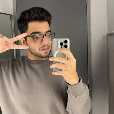 VINAYAK BHATIA ੴ profile