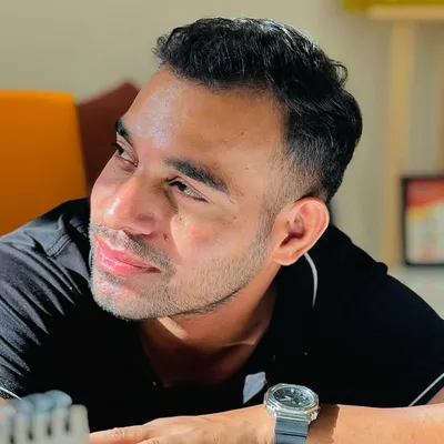 Vinay Sharma profile