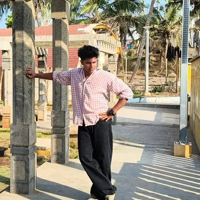 Vineeth Babu profile