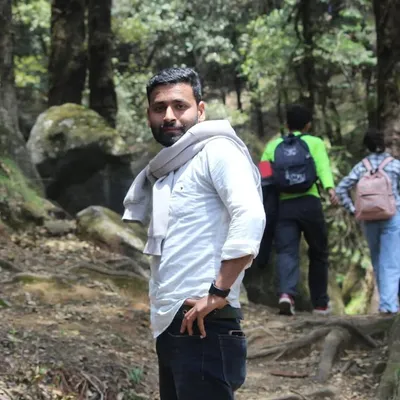 Vineet Dogra profile