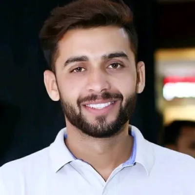 Vineet_Baisla_Massey profile