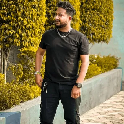 ViNeeT UpaDhYaY โค๏ธโ๐ฅ๐ profile