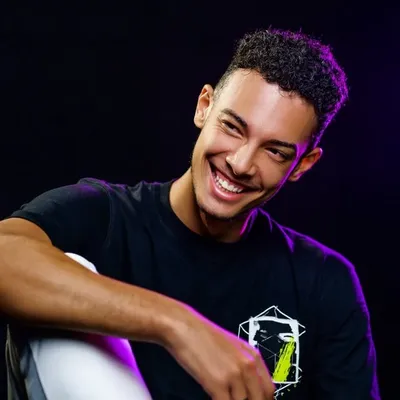 Vinícius Oliveira profile