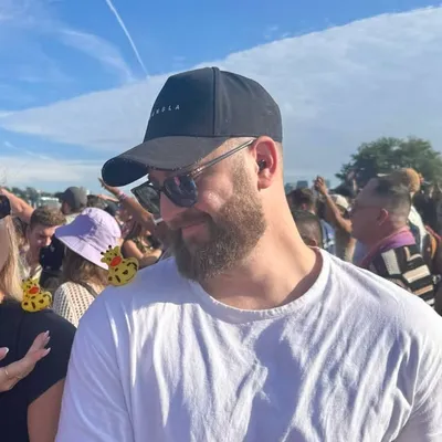 VINNIE profile