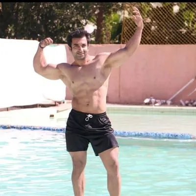 vinod salian profile