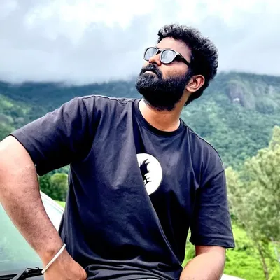 VJ Vinoth ๐ profile