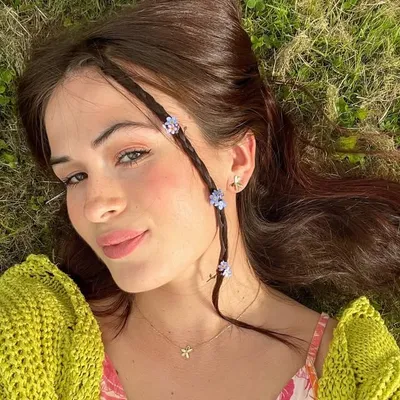 Violaine Carossino profile