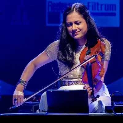 Shruti Bhave profile