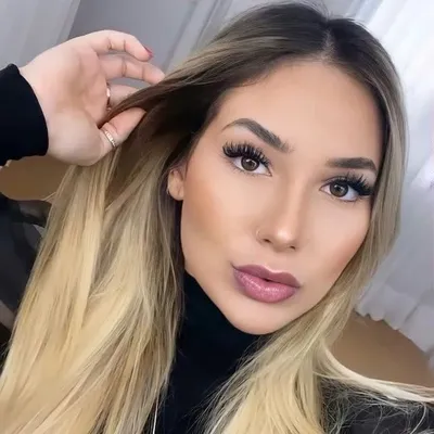 Virginia Fonseca profile