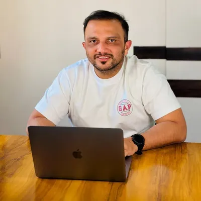 Gajendra - Travel & Food profile