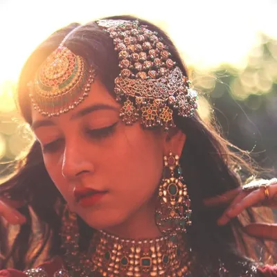 Vishaka Saraf profile
