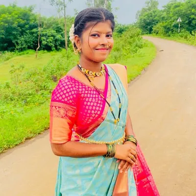 विशाखा कुडेकर❤️🌸 profile