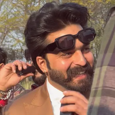Bahman ਹੁਣੀ profile
