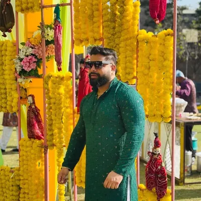 विशाल नील profile