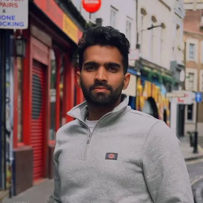 VISHNU VIJAYADHARAN ๐ Travel and Lifestyle profile