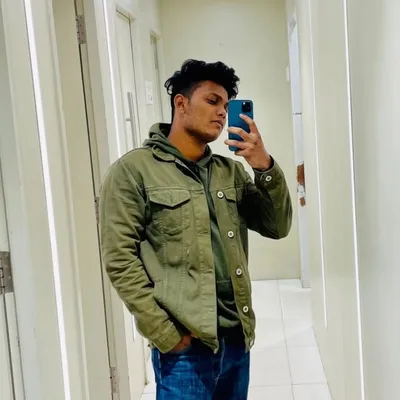 VISHNU RAVAL ♠️ profile