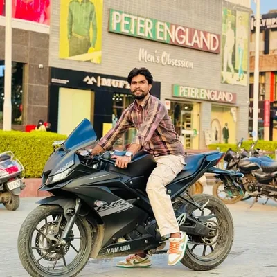 सैNi 💪🏻 profile