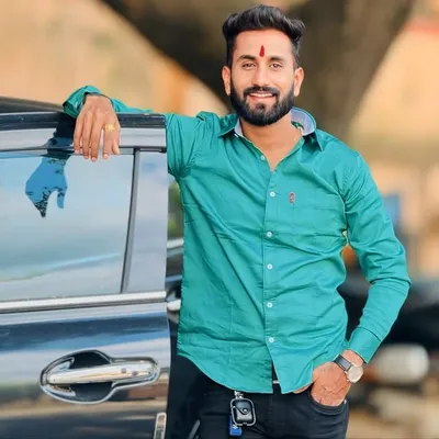 ⚜️ Vishwas Sathe Vs⚜️ profile