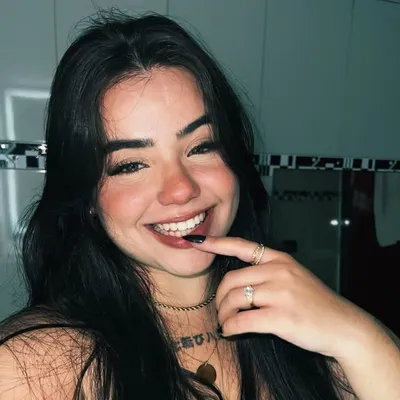 Vitoria Ferreira profile
