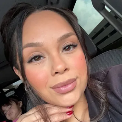 Viveca Albarran profile
