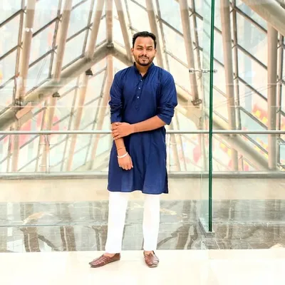 Vivek Gupta profile