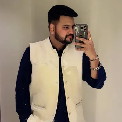 Vivek Arya Pathik profile