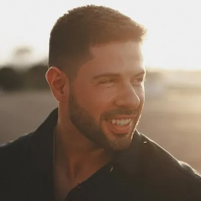 Henrique Carvalho | Viver de News®️ profile