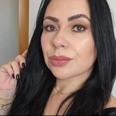 VIVIANE RABELO profile
