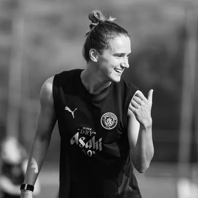 Vivianne Miedema profile