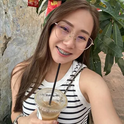 ๐ I'M VIVIAN ๐ profile