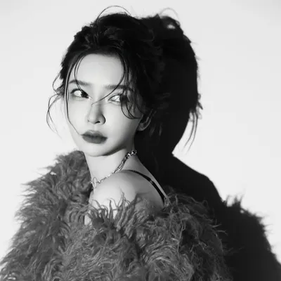 Vivien Pang profile