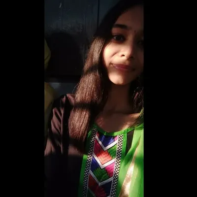 Shikha || blogger profile