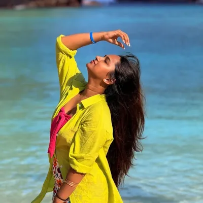 Roshni Chowdary profile
