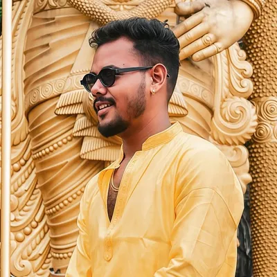 Vjhari Vlogz profile