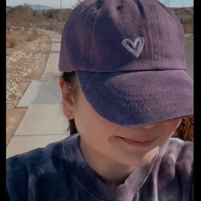 Victoria Mendoza profile