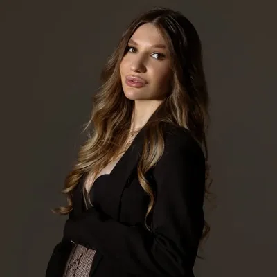Vlada Romanova profile