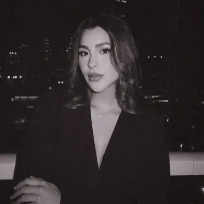 VALERIA LIZARASO profile