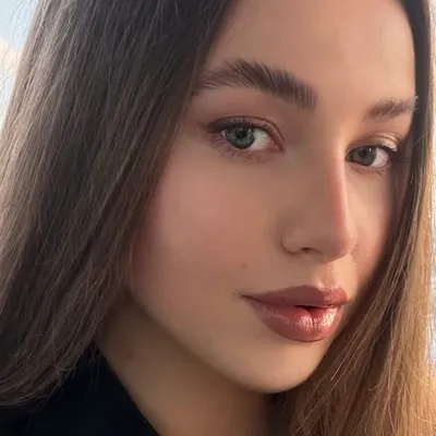 LIZA VELIKODANOVA profile