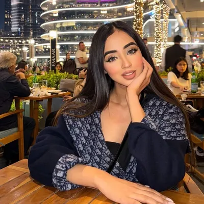 MehakVohra MAKEUP ARTIST ๐ profile
