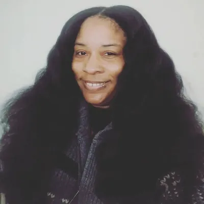 Nayyirah Shariff profile