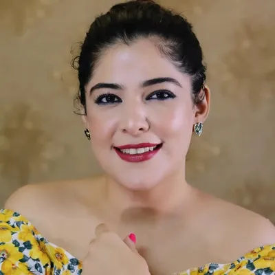 ADITI VASHISHTHA | Fashion,Beauty & Lifestyle! profile