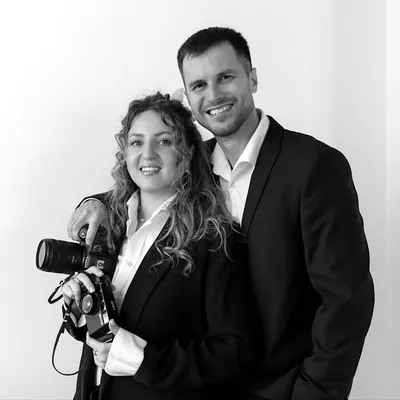Portugal, Italy, Toronto Wedding Photographer profile