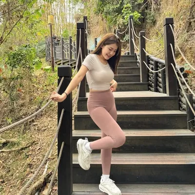 魏涵 한 웨이 profile