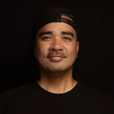 Walter Ryan Calinawan profile