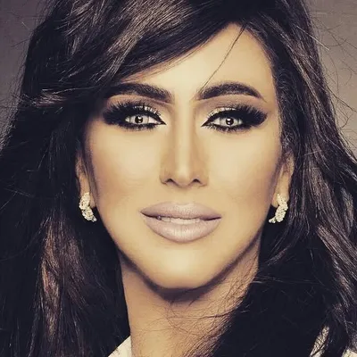وفاء مكي♈ profile